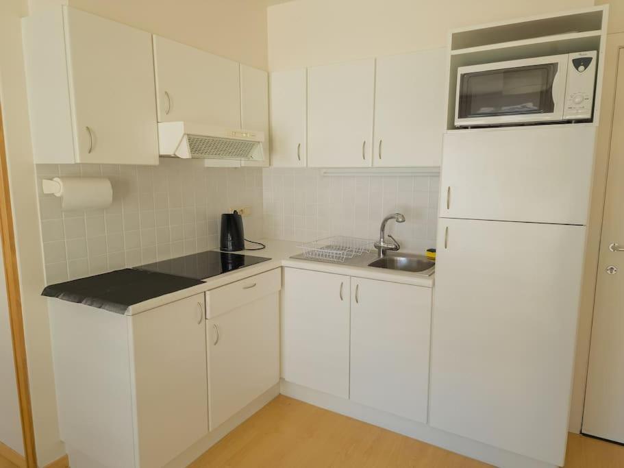 Cozy Studio With Pool Close To The Sea Oostende Bagian luar foto