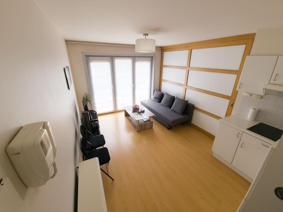 Cozy Studio With Pool Close To The Sea Oostende Bagian luar foto